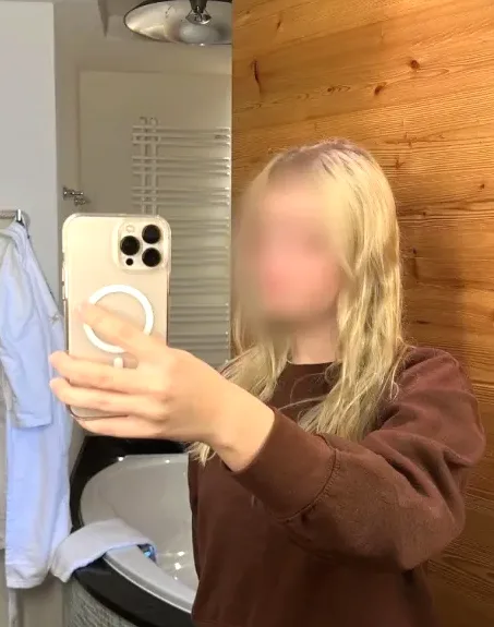 Alena, 20