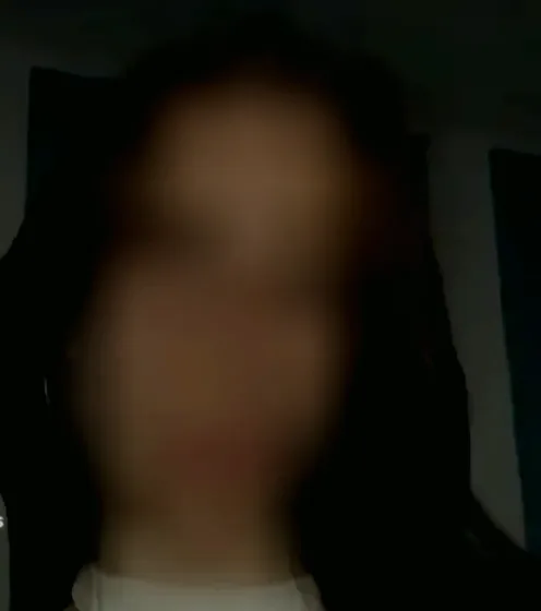Emma, 20