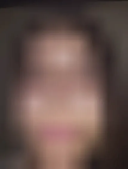 Hannah, 20