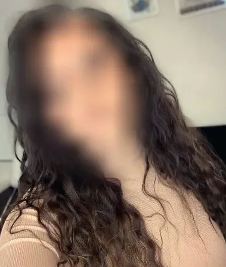 Helena, 35