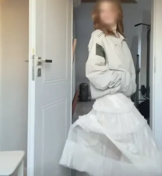 Jessica, 20