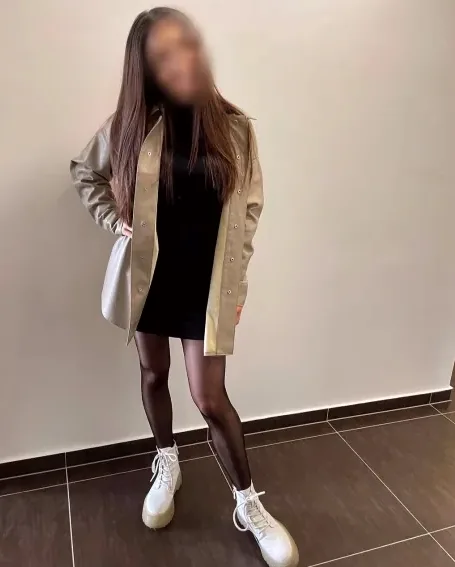 Katharina, 32