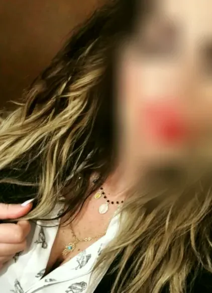 Kim, 28