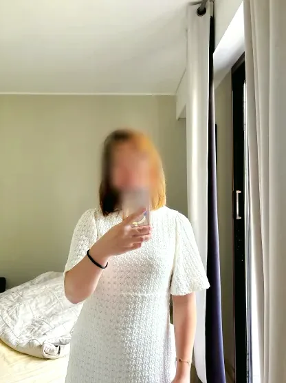 Lilly, 30
