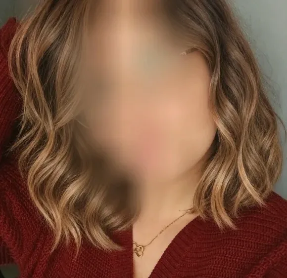 Lisa, 21