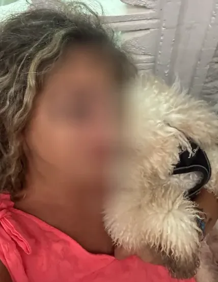 Sina, 40